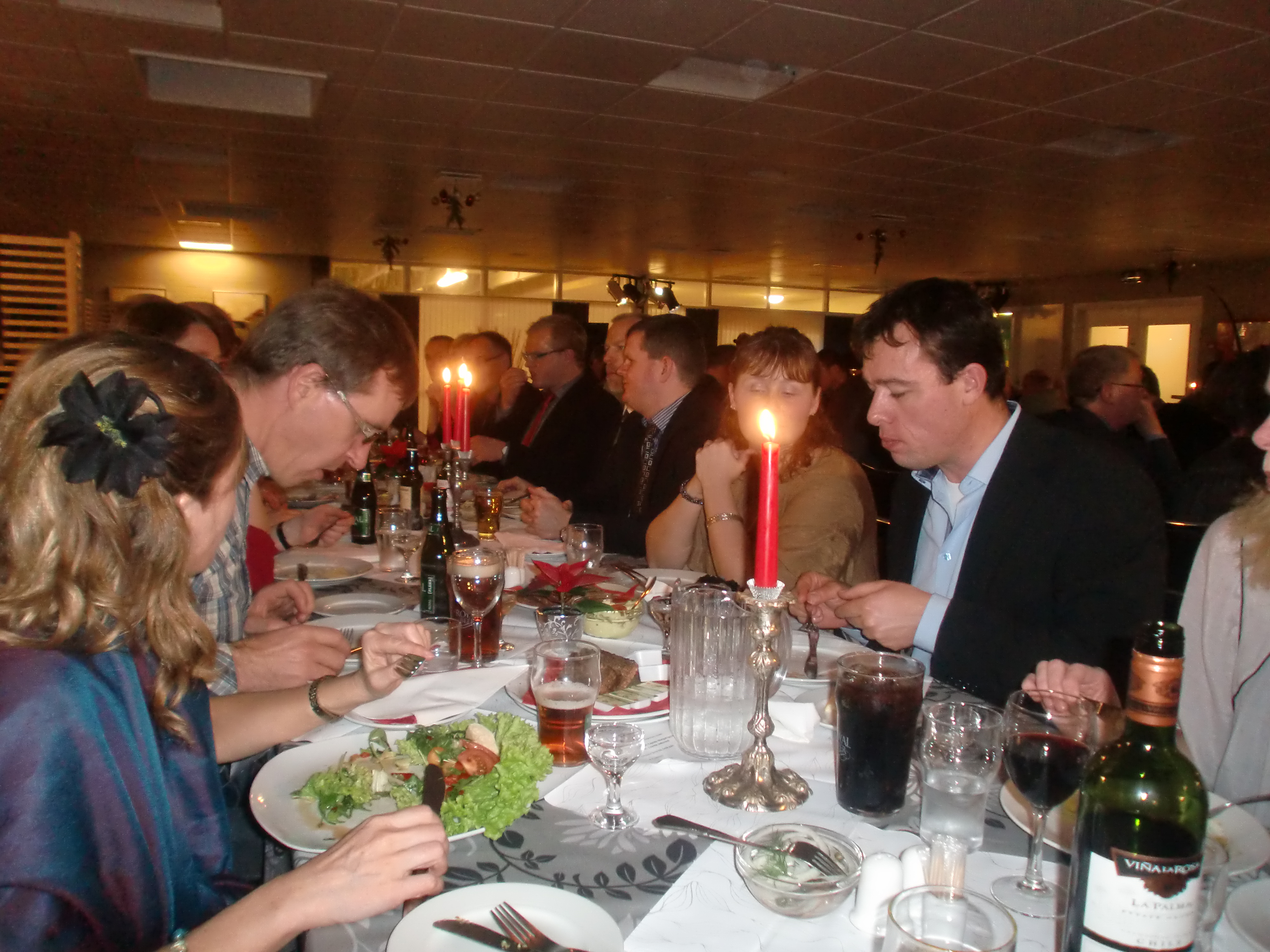 https://www.mos-eisley.dk/media/Netic billeder/Julefrokost%2003-12-2011/CIMG2314.JPG